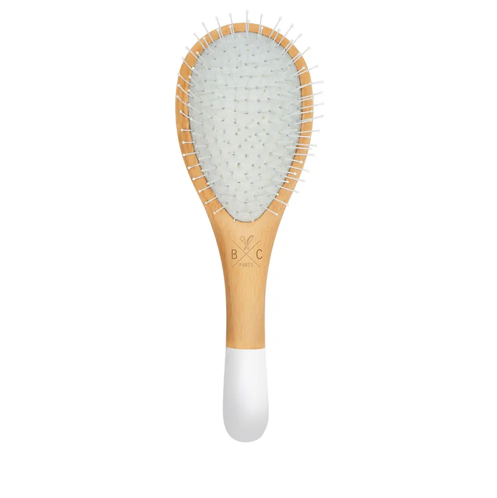 Brosse démêlage et volume petit format