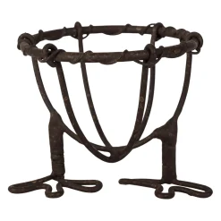 Coquetier en fer brun - Basse-cour