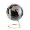 Globe terrestre noir et doré