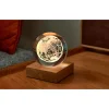 Lampe boule globe 3D en cristal et noyer h12cm